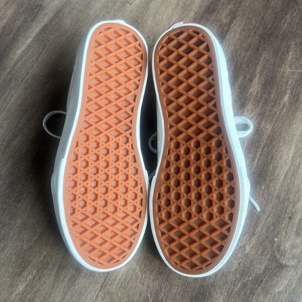 Vans Size 2 - Picture 8 of 16